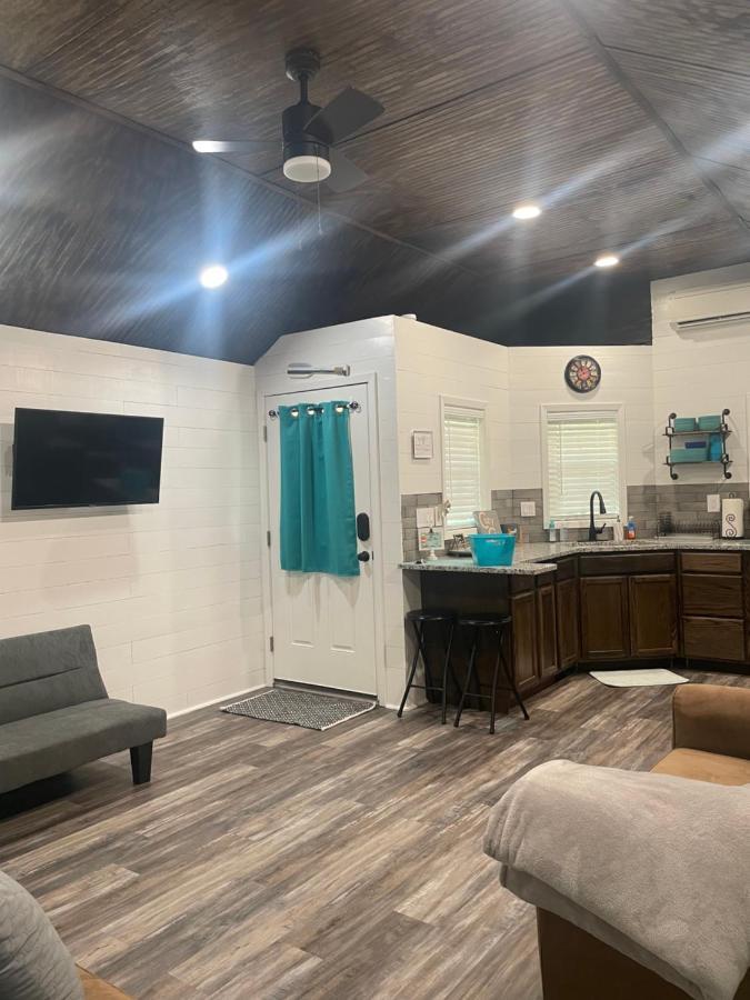 Cozy Cabin In Crestwood Subdivision Avinger ภายนอก รูปภาพ