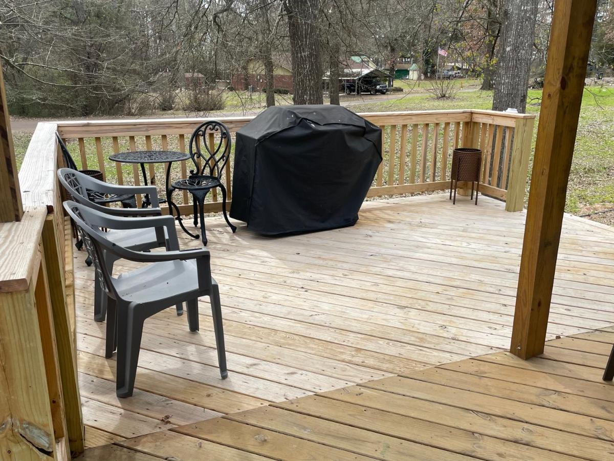 Cozy Cabin In Crestwood Subdivision Avinger ภายนอก รูปภาพ